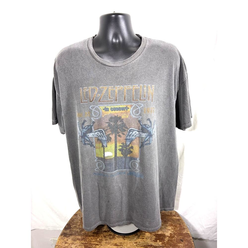 Led Zeppelin 1977 Concert Graphic T Shirt XXL Faded